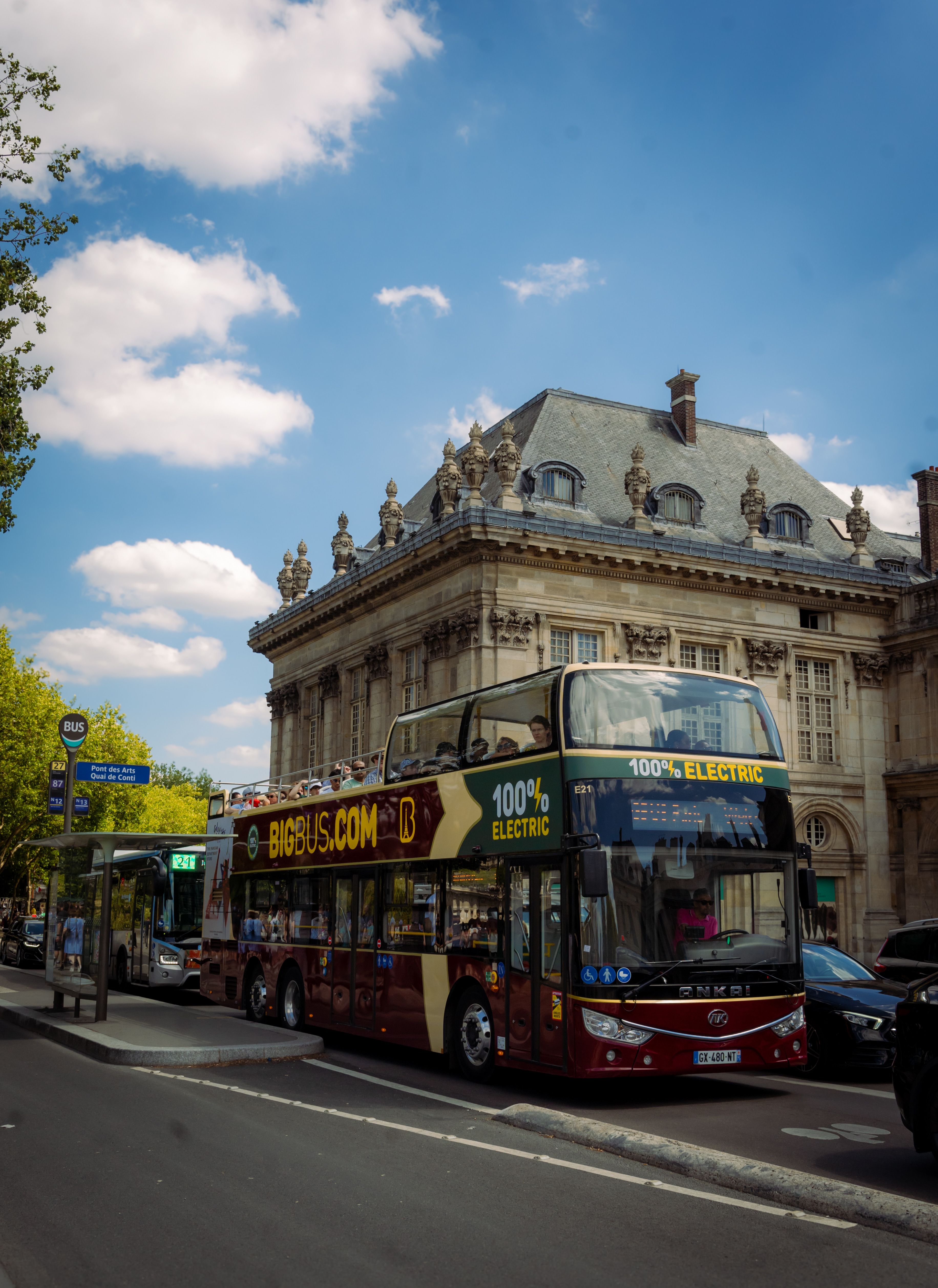 Customized luxury travel experience